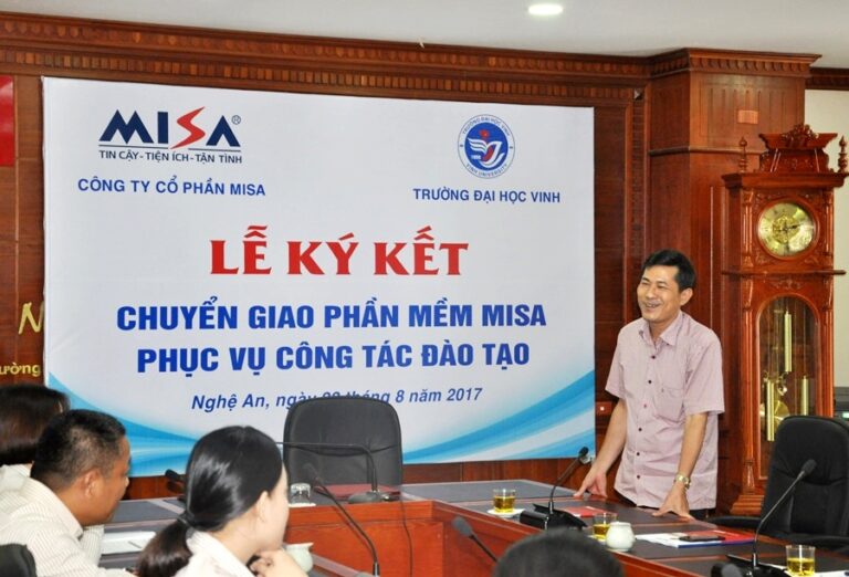 MISA ký kết hợp tác đào tạo cùng Đại học Vinh đưa phần mềm kế toán MISA SME.NET 2017 vào giảng dạy