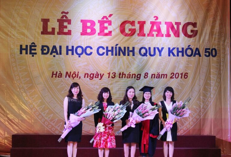 MISA tham dự Lễ bế giảng hệ Đại học chính quy khóa 50 tại Học viện Tài chính